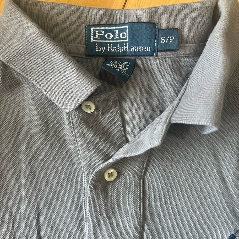 Mens Grey Polo Dress Shirt : Size Small - Picture 2 of 3